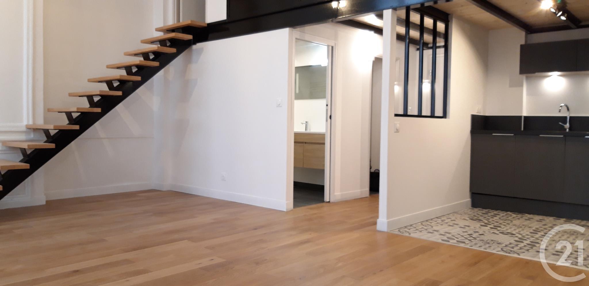 Appartement F2 à louer - 2 pièces - 52 m2 - LYON - 69002 - RHONE-ALPES