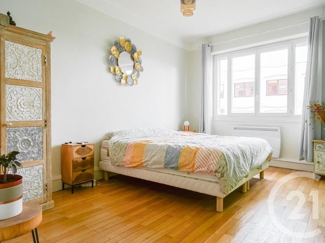 Appartement F3 à vendre - 3 pièces - 72.0 m2 - LYON - 69003 - RHONE-ALPES - Century 21 Part-Dieu