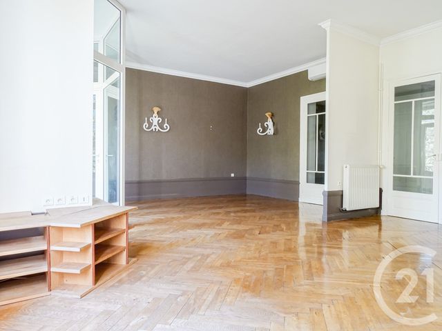 Appartement F5 à vendre - 5 pièces - 135.0 m2 - LYON - 69007 - RHONE-ALPES - Century 21 Part-Dieu