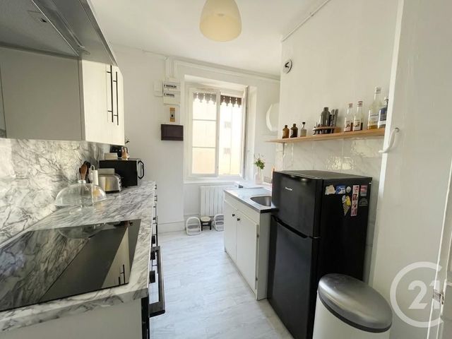 Appartement F2 à vendre - 2 pièces - 61.94 m2 - LYON - 69003 - RHONE-ALPES - Century 21 Part-Dieu