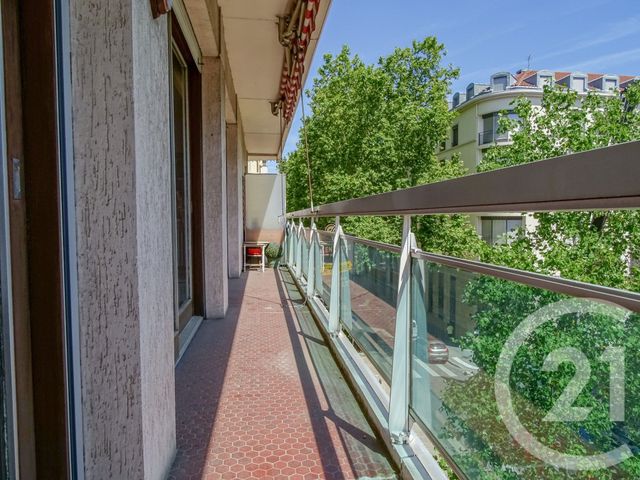 Appartement F3 à vendre - 3 pièces - 90.0 m2 - LYON - 69003 - RHONE-ALPES - Century 21 Part-Dieu
