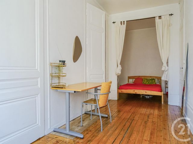 Afficher la photo en grand Appartement T2 à vendre - 2 pièces - 40.0 m2 - LYON - 69002 - RHONE-ALPES - Century 21 Part-Dieu