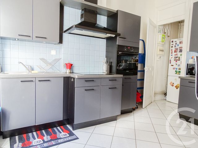 Appartement F2 à vendre - 2 pièces - 55.0 m2 - LYON - 69003 - RHONE-ALPES - Century 21 Part-Dieu