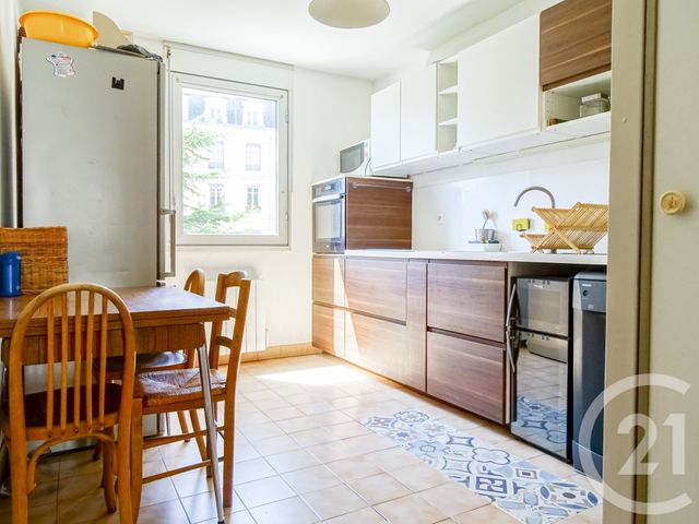 Afficher la photo en grand Appartement F4 à vendre - 4 pièces - 81.0 m2 - LYON - 69003 - RHONE-ALPES - Century 21 Part-Dieu