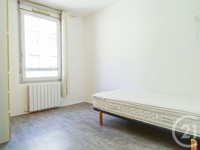 Afficher la photo en grand Appartement F4 à vendre - 4 pièces - 81.0 m2 - LYON - 69003 - RHONE-ALPES - Century 21 Part-Dieu