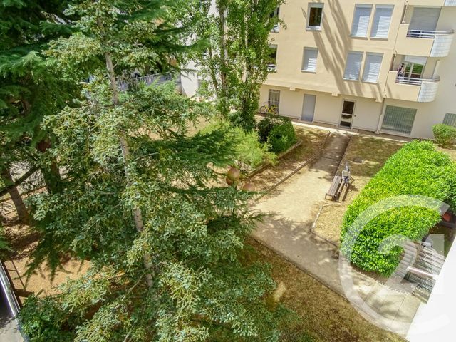 Afficher la photo en grand Appartement F4 à vendre - 4 pièces - 81.0 m2 - LYON - 69003 - RHONE-ALPES - Century 21 Part-Dieu