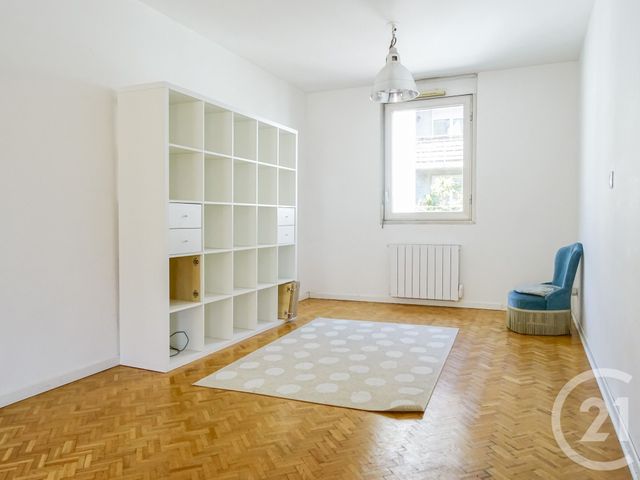 Afficher la photo en grand Appartement F4 à vendre - 4 pièces - 81.0 m2 - LYON - 69003 - RHONE-ALPES - Century 21 Part-Dieu