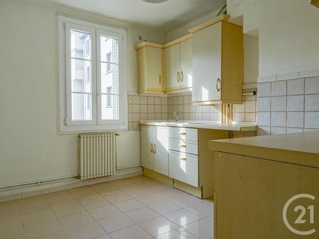 Afficher la photo en grand Appartement F4 à vendre - 3 pièces - 77.3 m2 - LYON - 69003 - RHONE-ALPES - Century 21 Part-Dieu