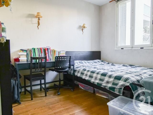 Afficher la photo en grand Appartement F2 à vendre - 2 pièces - 40.0 m2 - LYON - 69003 - RHONE-ALPES - Century 21 Part-Dieu