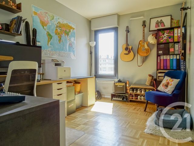 Appartement T5 à vendre - 5 pièces - 107.0 m2 - LYON - 69003 - RHONE-ALPES - Century 21 Part-Dieu