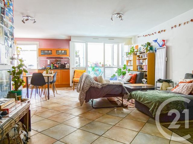 Afficher la photo en grand Appartement F4 à vendre - 4 pièces - 85.0 m2 - LYON - 69003 - RHONE-ALPES - Century 21 Part-Dieu