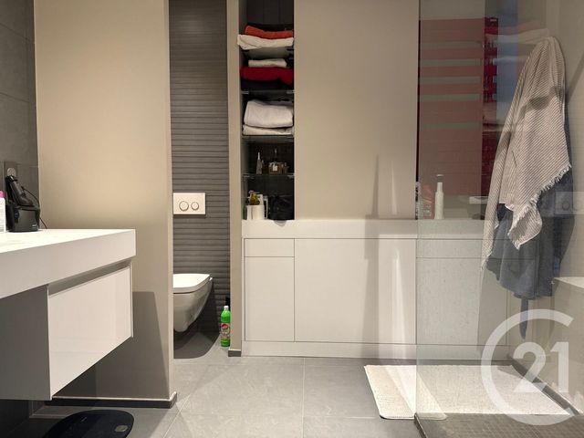 Appartement F3 à vendre - 3 pièces - 110.0 m2 - LYON - 69003 - RHONE-ALPES - Century 21 Part-Dieu