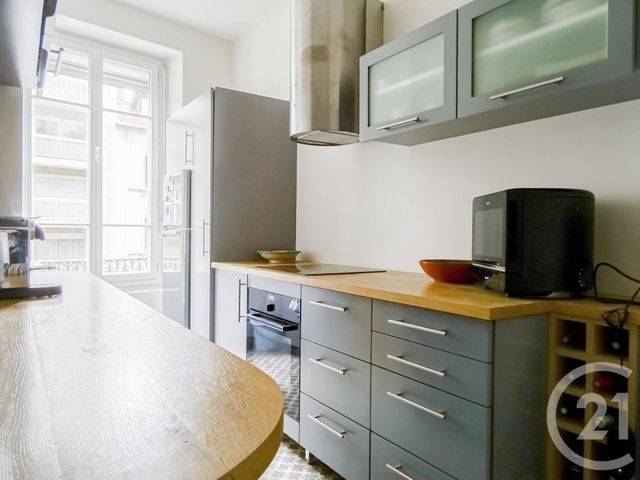 Appartement F3 à vendre - 3 pièces - 110.0 m2 - LYON - 69003 - RHONE-ALPES - Century 21 Part-Dieu