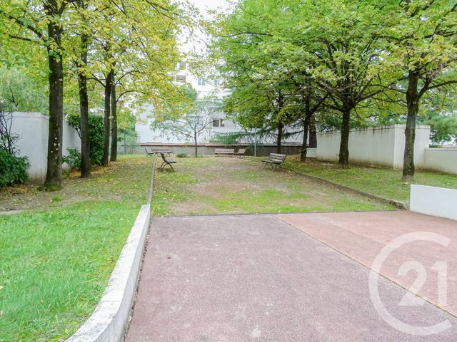 Appartement F3 à vendre - 3 pièces - 81.38 m2 - LYON - 69003 - RHONE-ALPES - Century 21 Part-Dieu
