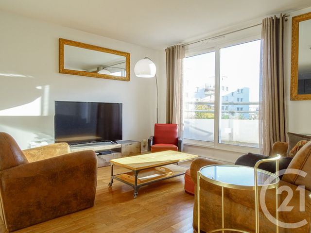 Appartement F2 à louer - 2 pièces - 48.0 m2 - LYON - 69003 - RHONE-ALPES - Century 21 Part-Dieu