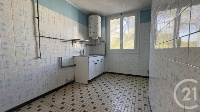 Appartement F5 à vendre - 5 pièces - 77.16 m2 - LYON - 69005 - RHONE-ALPES - Century 21 Part-Dieu