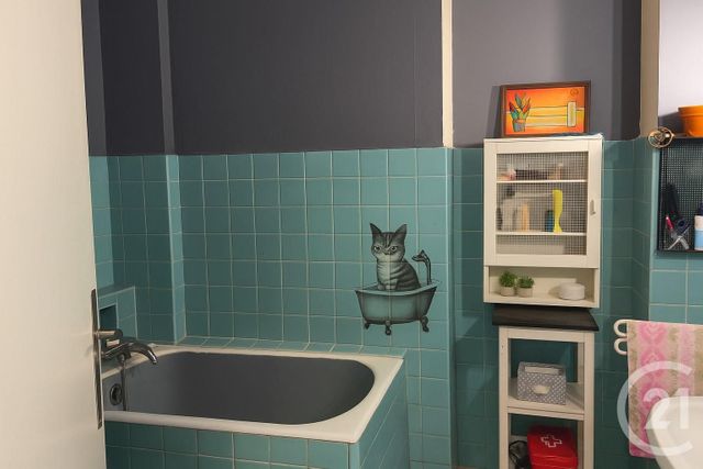 Appartement T2 à vendre - 2 pièces - 68.0 m2 - LYON - 69003 - RHONE-ALPES - Century 21 Part-Dieu