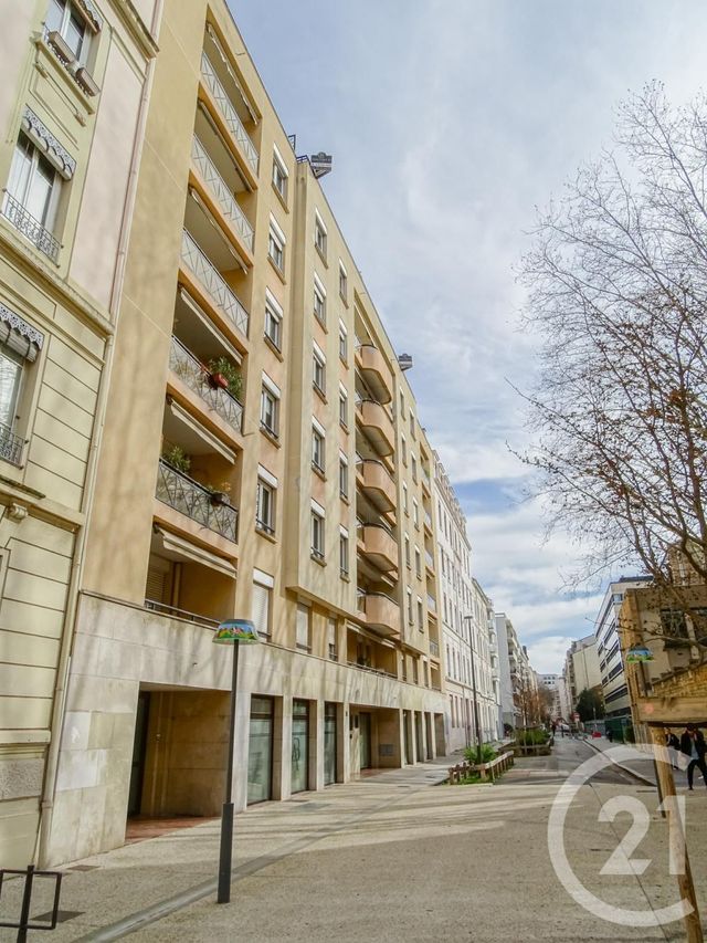 Appartement F1 à vendre - 1 pièce - 22.0 m2 - LYON - 69003 - RHONE-ALPES - Century 21 Part-Dieu