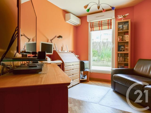 Appartement F4 à vendre - 4 pièces - 87.0 m2 - LYON - 69007 - RHONE-ALPES - Century 21 Part-Dieu