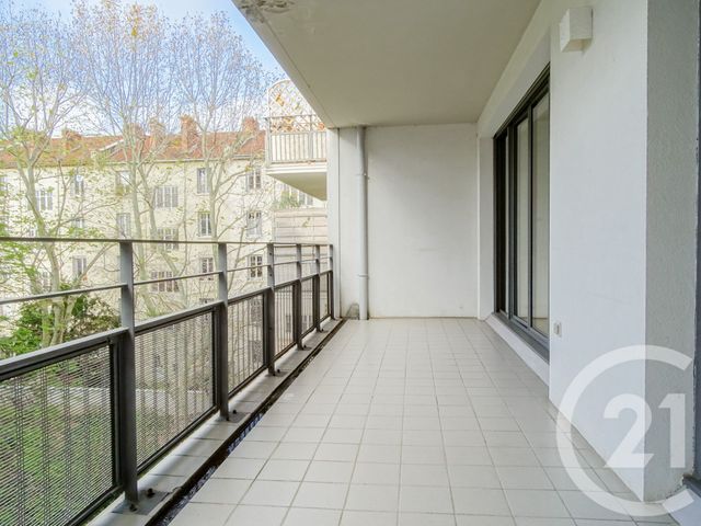 Appartement F4 à vendre - 4 pièces - 89.0 m2 - LYON - 69008 - RHONE-ALPES - Century 21 Part-Dieu