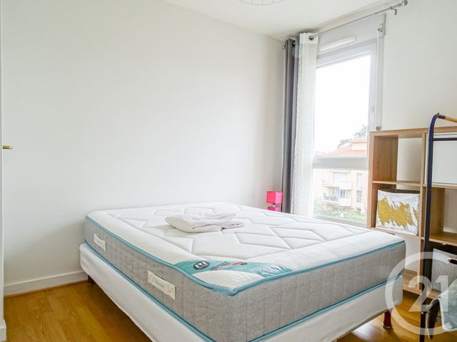 Appartement T2 à louer - 2 pièces - 40.0 m2 - LYON - 69003 - RHONE-ALPES - Century 21 Part-Dieu