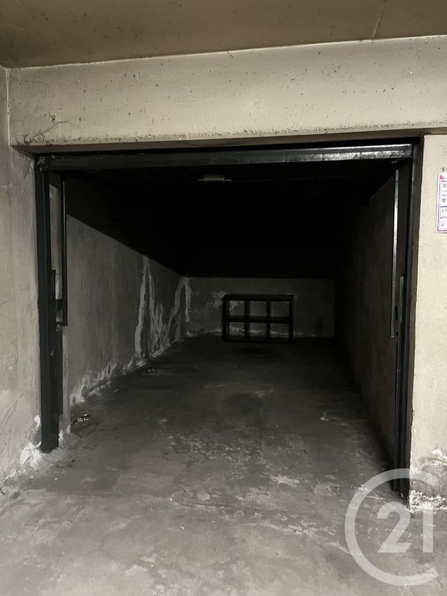 parking à louer - 13.0 m2 - LYON - 69003 - RHONE-ALPES - Century 21 Part-Dieu
