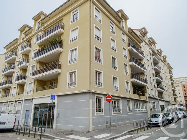 Appartement F4 à vendre - 4 pièces - 86.96 m2 - LYON - 69003 - RHONE-ALPES - Century 21 Part-Dieu