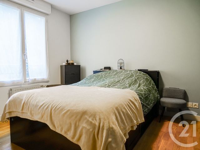 Appartement F4 à vendre - 4 pièces - 86.96 m2 - LYON - 69003 - RHONE-ALPES - Century 21 Part-Dieu