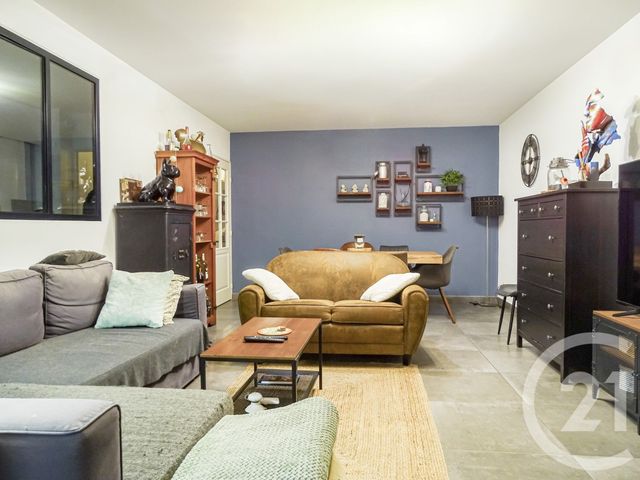 Appartement F4 à vendre - 4 pièces - 86.96 m2 - LYON - 69003 - RHONE-ALPES - Century 21 Part-Dieu