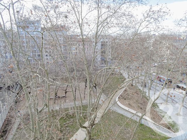 Appartement F2 à vendre - 2 pièces - 40.0 m2 - LYON - 69003 - RHONE-ALPES - Century 21 Part-Dieu