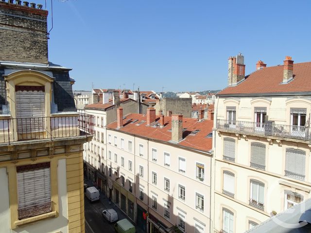 Appartement F4 à vendre - 4 pièces - 66.52 m2 - LYON - 69007 - RHONE-ALPES - Century 21 Part-Dieu