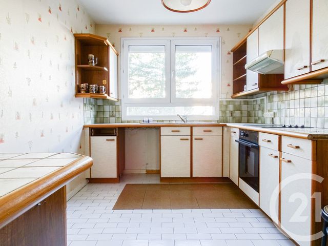 Appartement F5 à vendre - 5 pièces - 105.46 m2 - LYON - 69003 - RHONE-ALPES - Century 21 Part-Dieu