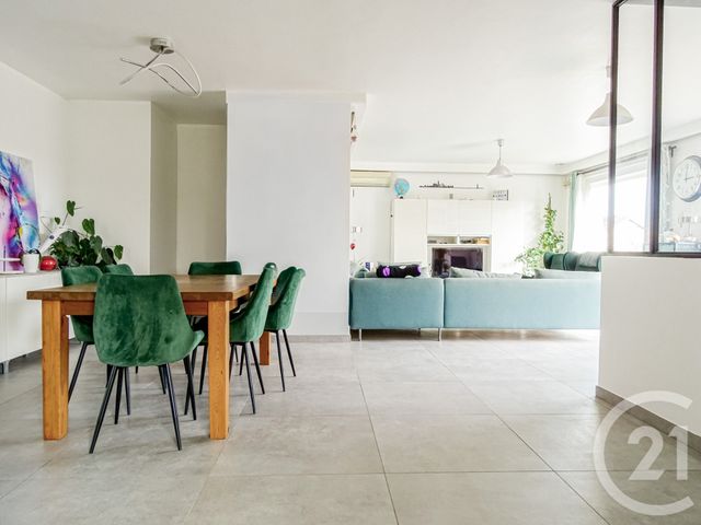 maison à vendre - 10 pièces - 245.45 m2 - MEYZIEU - 69 - RHONE-ALPES - Century 21 Part-Dieu