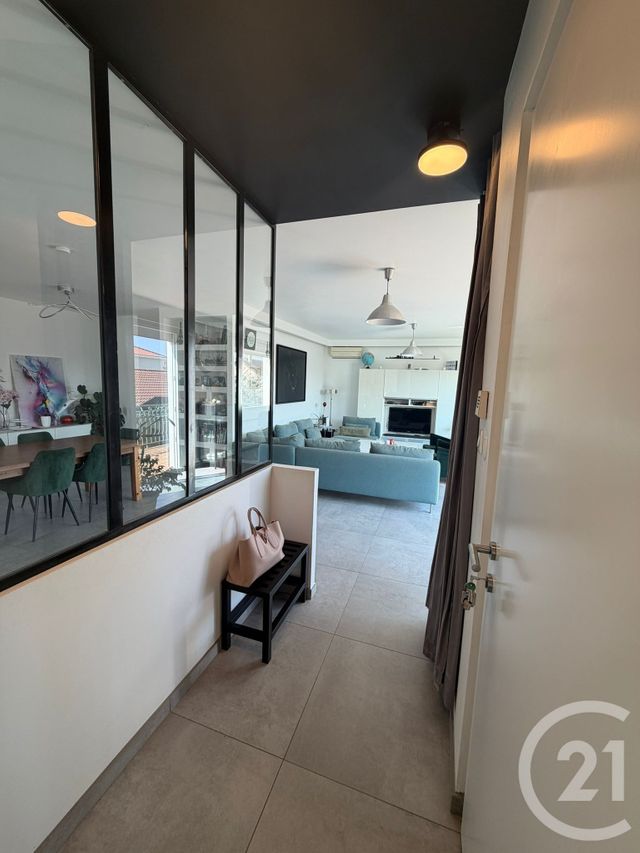 maison à vendre - 10 pièces - 245.45 m2 - MEYZIEU - 69 - RHONE-ALPES - Century 21 Part-Dieu