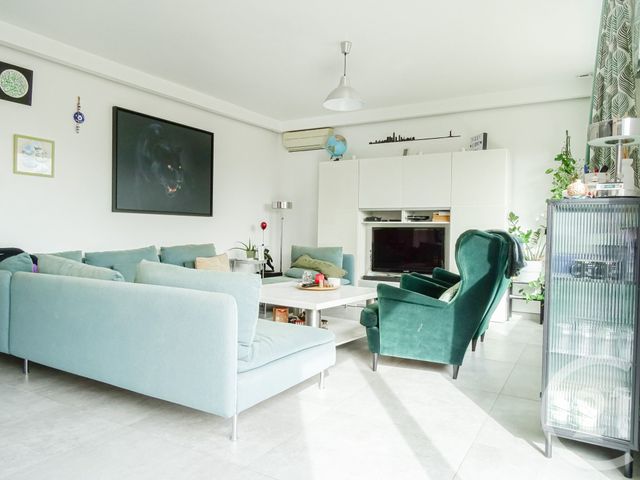 maison à vendre - 10 pièces - 244.0 m2 - MEYZIEU - 69 - RHONE-ALPES - Century 21 Part-Dieu