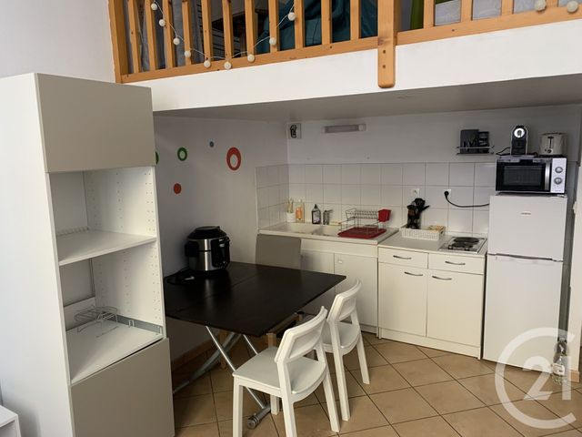 Appartement T2 à vendre - 2 pièces - 42.0 m2 - LYON - 69006 - RHONE-ALPES - Century 21 Part-Dieu