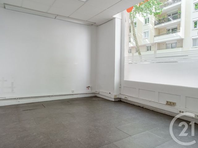 Appartement Local à louer - 2 pièces - 72.0 m2 - LYON - 69003 - RHONE-ALPES - Century 21 Part-Dieu