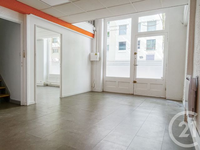 Appartement Local à louer - 2 pièces - 72.0 m2 - LYON - 69003 - RHONE-ALPES - Century 21 Part-Dieu