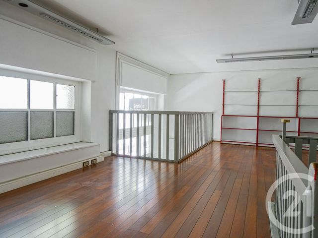 Appartement Local à louer - 2 pièces - 72.0 m2 - LYON - 69003 - RHONE-ALPES - Century 21 Part-Dieu
