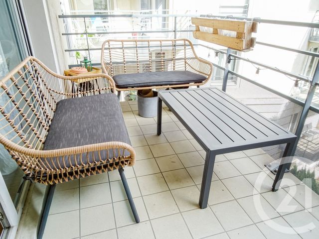 Appartement F3 à vendre - 3 pièces - 66.0 m2 - LYON - 69003 - RHONE-ALPES - Century 21 Part-Dieu