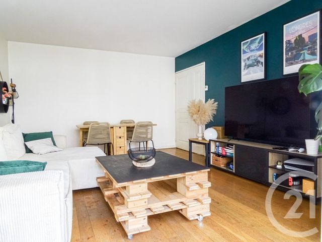 Appartement F3 à vendre - 3 pièces - 66.0 m2 - LYON - 69003 - RHONE-ALPES - Century 21 Part-Dieu