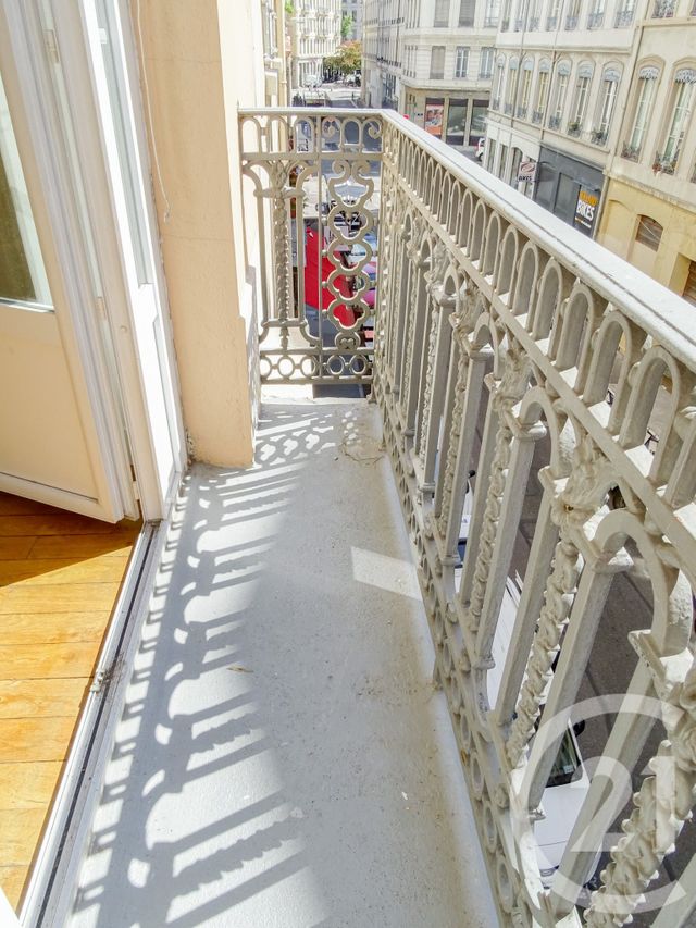 Appartement T1 à louer - 1 pièce - 37.47 m2 - LYON - 69003 - RHONE-ALPES - Century 21 Part-Dieu