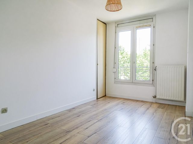 Appartement à vendre - 3 pièces - 69.52 m2 - LYON - 69003 - RHONE-ALPES - Century 21 Part-Dieu