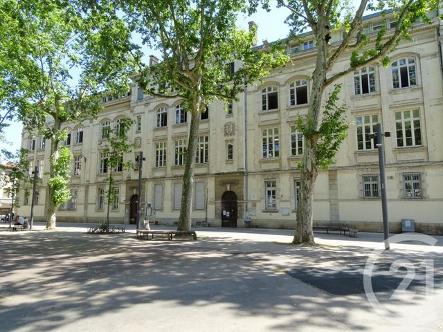 Appartement à vendre - 3 pièces - 69.52 m2 - LYON - 69003 - RHONE-ALPES - Century 21 Part-Dieu
