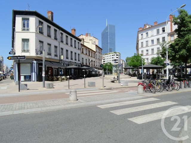 Appartement à vendre - 3 pièces - 69.52 m2 - LYON - 69003 - RHONE-ALPES - Century 21 Part-Dieu