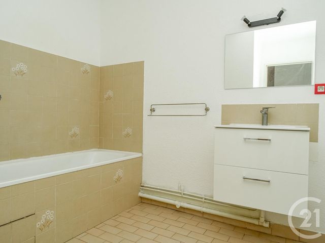 Appartement à vendre - 3 pièces - 69.52 m2 - LYON - 69003 - RHONE-ALPES - Century 21 Part-Dieu