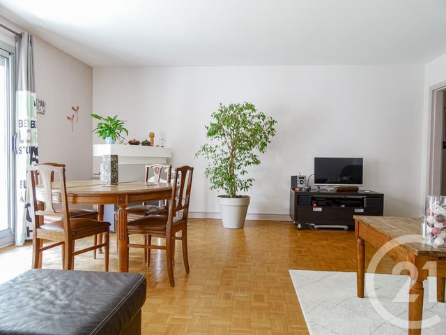 Appartement F4 à vendre - 4 pièces - 81.0 m2 - LYON - 69003 - RHONE-ALPES - Century 21 Part-Dieu