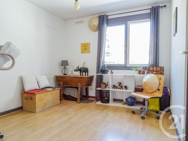 Appartement F4 à vendre - 4 pièces - 81.0 m2 - LYON - 69003 - RHONE-ALPES - Century 21 Part-Dieu