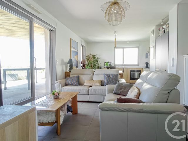 Appartement F5 à vendre - 5 pièces - 100.25 m2 - LYON - 69008 - RHONE-ALPES - Century 21 Part-Dieu
