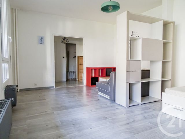 Appartement T1 à louer - 1 pièce - 40.7 m2 - LYON - 69003 - RHONE-ALPES - Century 21 Part-Dieu